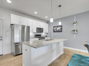 19562 E Sunset Circle, Aurora CO 80015