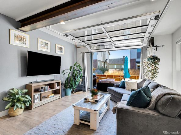 19562 E Sunset Circle, Aurora CO 80015