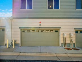 19562 E Sunset Circle, Aurora CO 80015