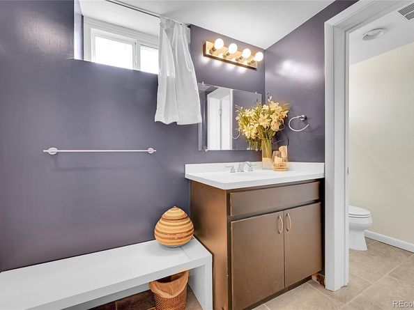 2901 Monaco Parkway, Denver CO 80207