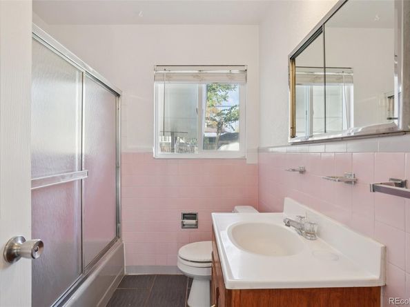 1425 S Jay Street, Lakewood CO 80232