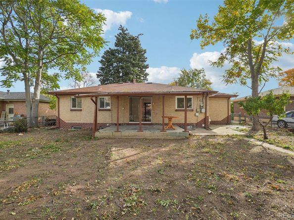 1425 S Jay Street, Lakewood CO 80232