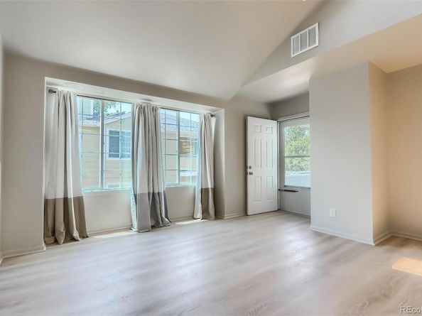 871 S Uravan Court, Aurora CO 80017