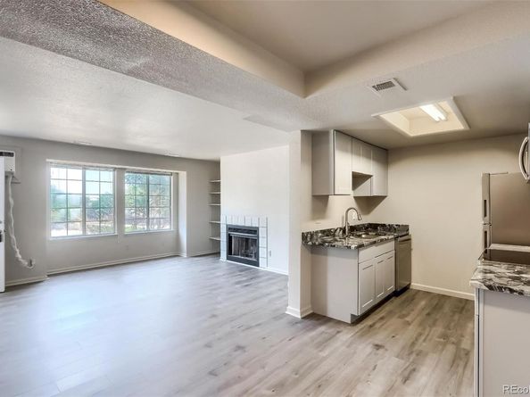 871 S Uravan Court, Aurora CO 80017