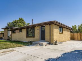12782 E Park Lane Drive, Aurora CO 80011