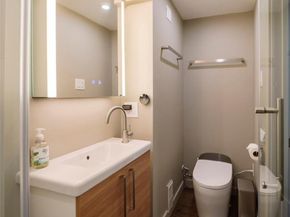 570 Steele Street, Denver CO 80206