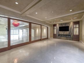 28025 Natoma Road, Los Altos Hills CA 94022