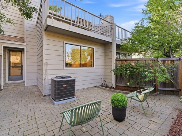 1983 San Luis Avenue 16, Mountain View CA 94043