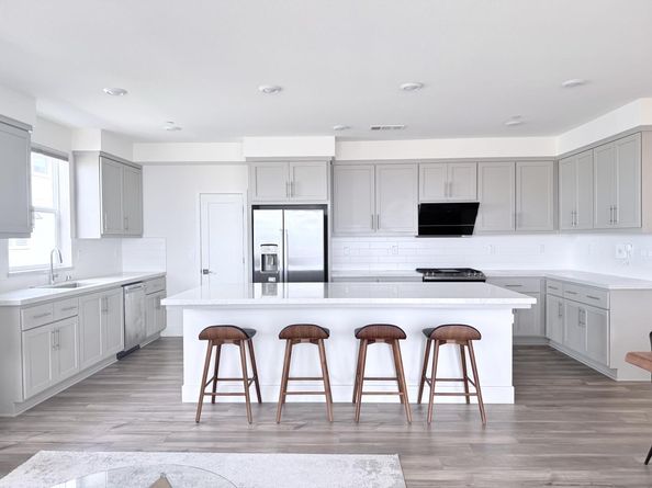 9584 Seawind Way, Newark CA 94560