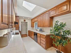 18961 Fernbrook Court, Saratoga CA 95070