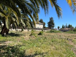 Undisclosed Address #ML82046589, East Palo Alto CA 94303