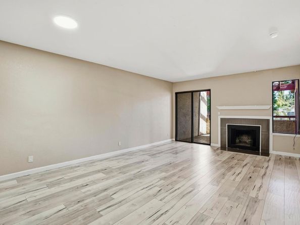 1391 Monument Boulevard 10, Concord CA 94520