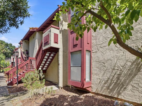 1391 Monument Boulevard 10, Concord CA 94520