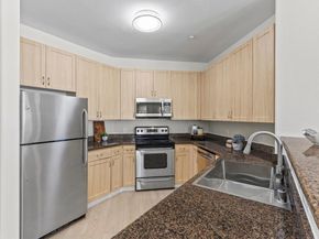 1121 40th Street 1301, Emeryville CA 94608