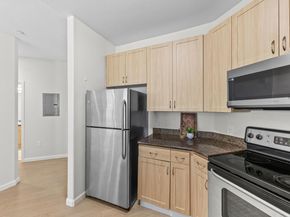 1121 40th Street 1301, Emeryville CA 94608