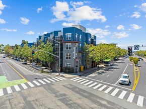 1121 40th Street 1301, Emeryville CA 94608