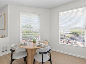 1121 40th Street 1301, Emeryville CA 94608