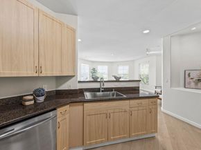 1121 40th Street 1301, Emeryville CA 94608