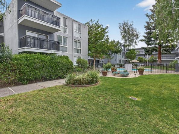 183 Del Medio Avenue 310, Mountain View CA 94040