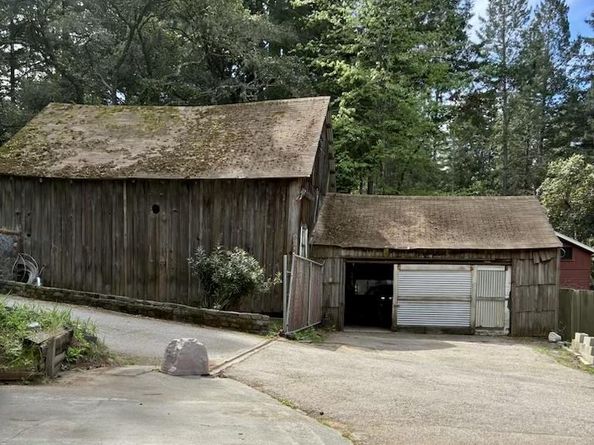 Undisclosed Address #ML82041404, Santa Cruz CA 95060