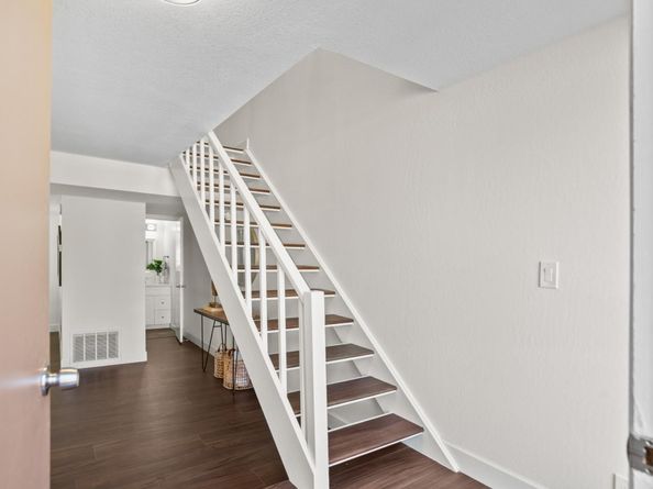 512 S Cascade Terrace, Sunnyvale CA 94087