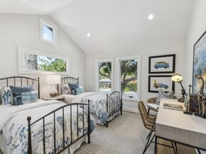 1218 Middlefield Road, Palo Alto CA 94301