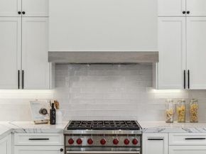 1218 Middlefield Road, Palo Alto CA 94301