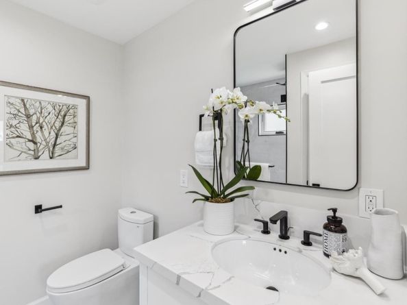 1218 Middlefield Road, Palo Alto CA 94301