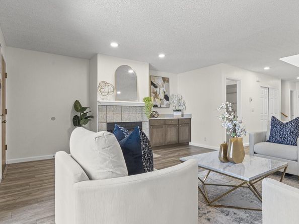 2201 The Alameda 22, Santa Clara CA 95050