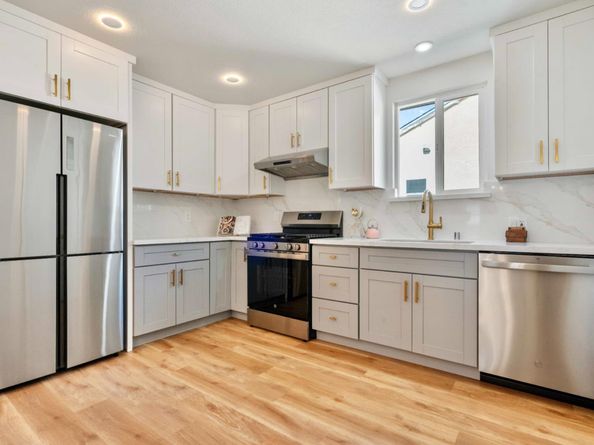 455 Lloyd Avenue, San Leandro CA 94578