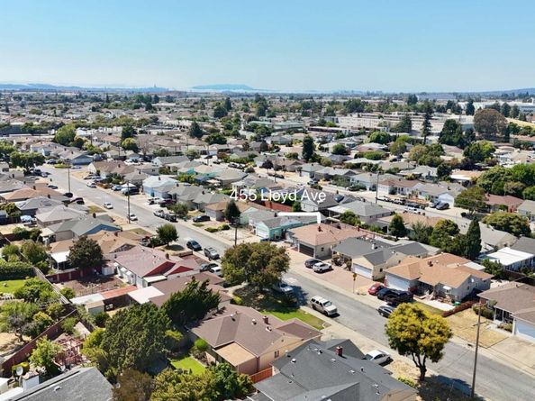 455 Lloyd Avenue, San Leandro CA 94578