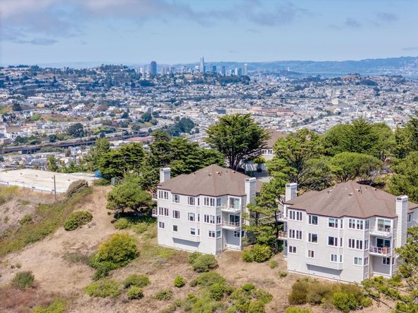 323 Green Ridge Drive 3, Daly City CA 94014