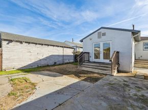 2139 108th Avenue, Oakland CA 94603