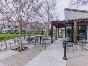 817 Galt Terrace 4, Sunnyvale CA 94085