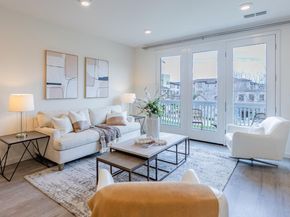 817 Galt Terrace 4, Sunnyvale CA 94085