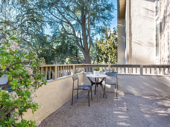 652 Sand Hill Circle, Menlo Park CA 94025