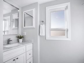 5914 Zinn Drive, Oakland CA 94611