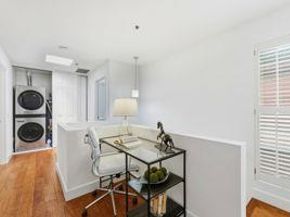 128 Cuesta Drive 5, Los Altos CA 94022