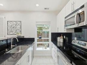 128 Cuesta Drive 5, Los Altos CA 94022