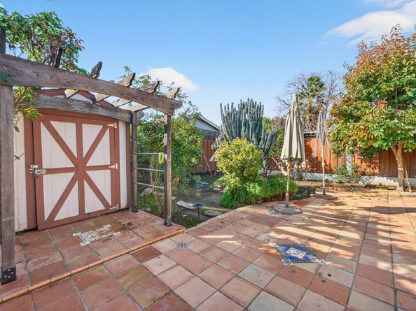 1043 Locust Street, San Jose CA 95110