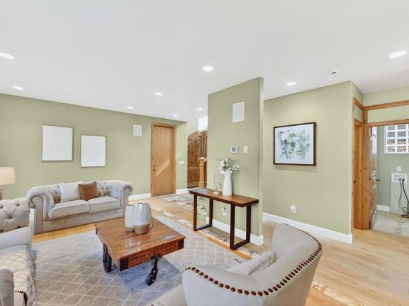 1043 Locust Street, San Jose CA 95110