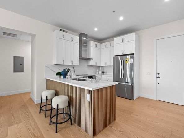 4115 El Camino Real 223, Palo Alto CA 94306