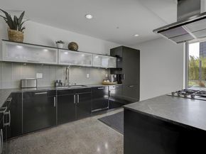 88 E San Fernando 905, San Jose CA 95113