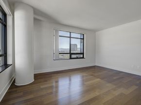 88 E San Fernando 905, San Jose CA 95113