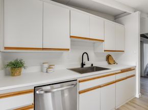 680 Hamilton Lane, Santa Clara CA 95051