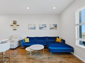 382 Llano De Los Robles Avenue 3, San Jose CA 95136