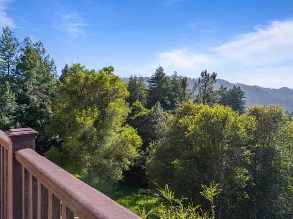 267 Crows Nest Drive, Boulder Creek CA 95006