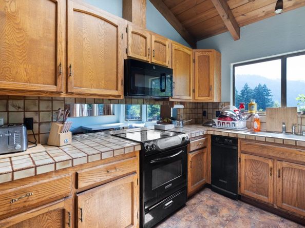 267 Crows Nest Drive, Boulder Creek CA 95006