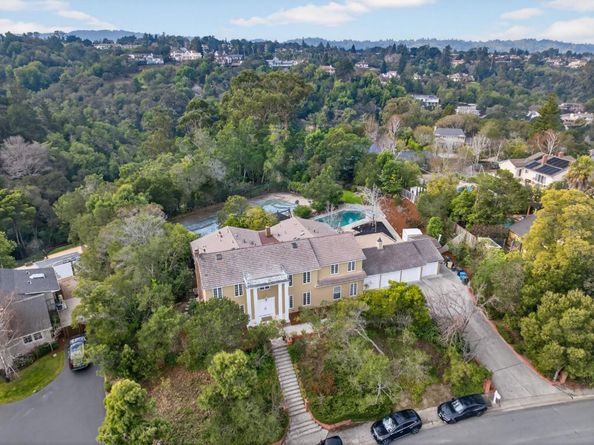 746 Jacaranda Circle, Hillsborough CA 94010