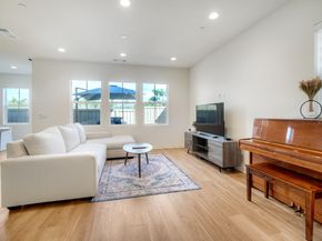 3072 Glenmore Street, Vista CA 92081